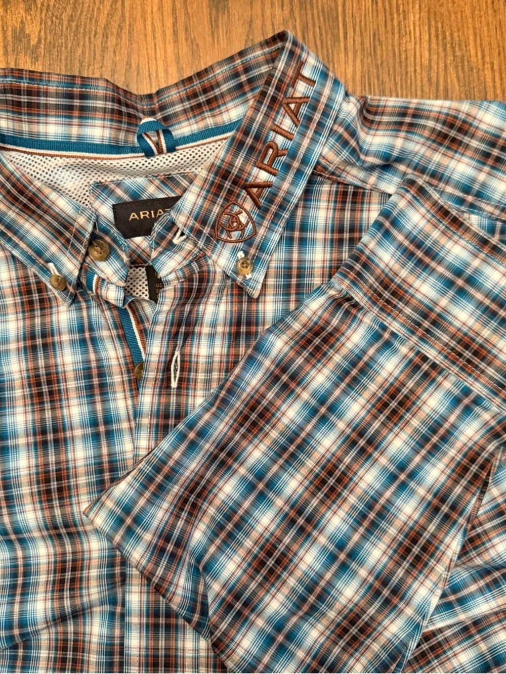 Ariat Pro Series Men's Blue & Brown Plaid Button-Down Shirt. Size Large Tall